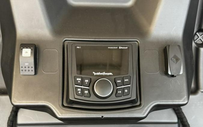 2023 Can-Am® X3 Audio Stereo Roof