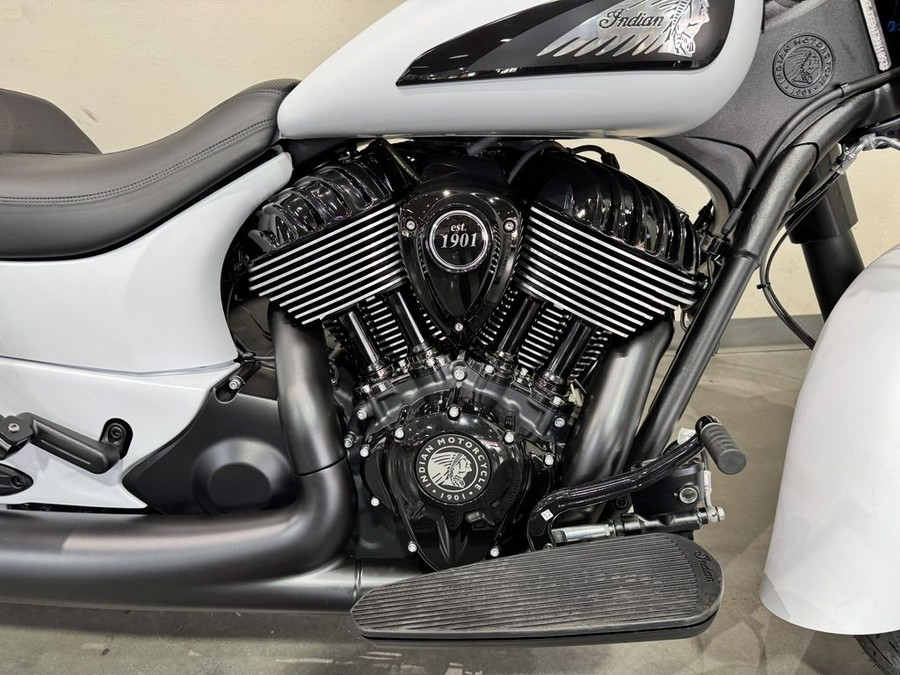 2026 Indian Motorcycle® Springfield ® Dark Horse® Ghost White Metallic Smoke