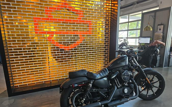 Harley-Davidson® Iron 883™ 2017