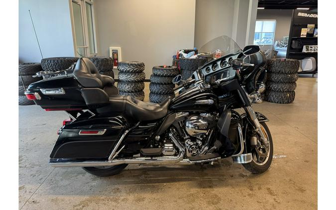 2015 ELECTRA GLIDE ULTRA CLASSIC LOW - Harley-Davidson®