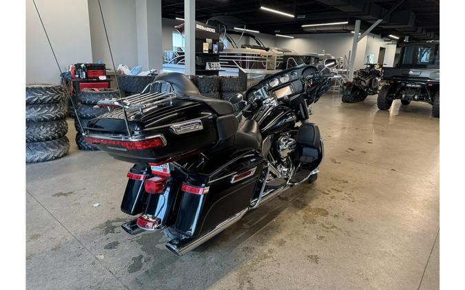 2015 ELECTRA GLIDE ULTRA CLASSIC LOW - Harley-Davidson®