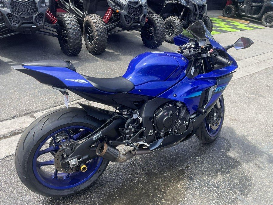 2024 Yamaha YZF-R1