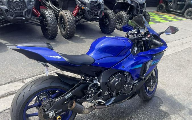2024 Yamaha YZF-R1