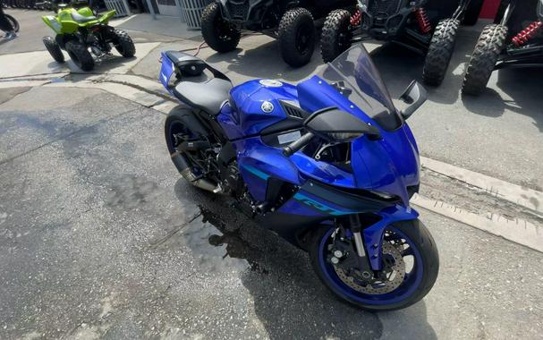 2024 Yamaha YZF-R1