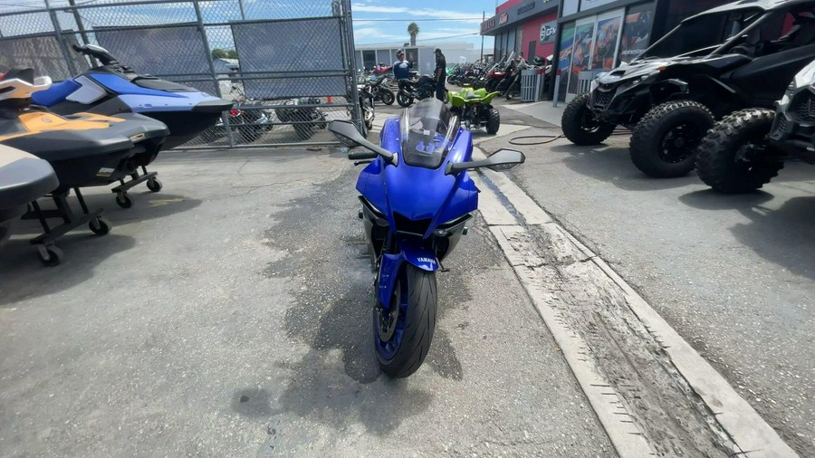 2024 Yamaha YZF-R1