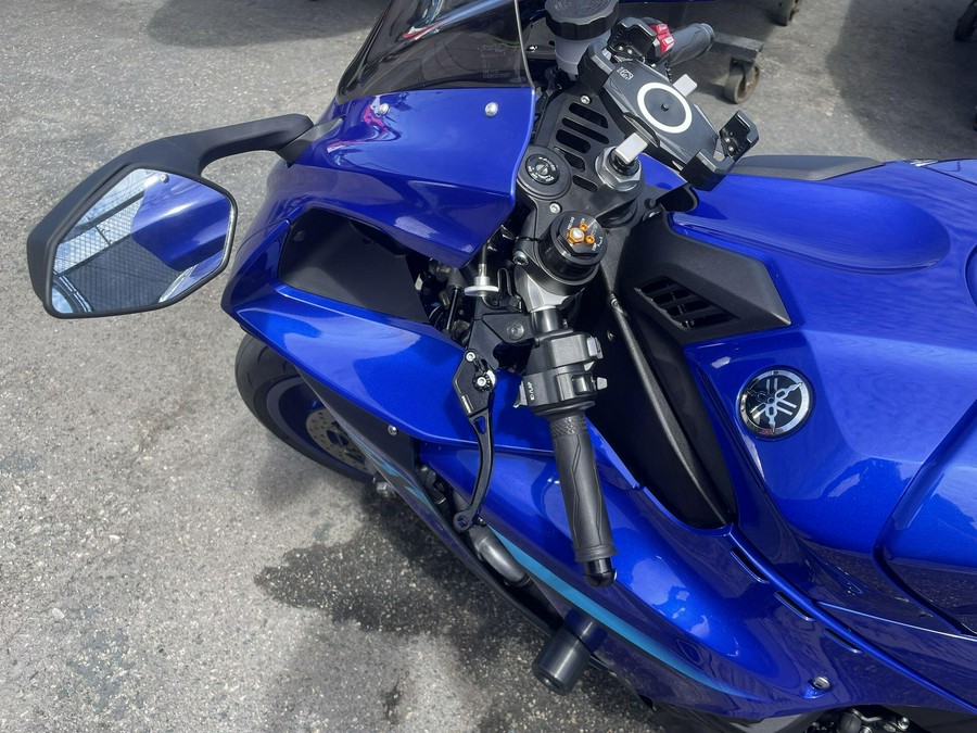2024 Yamaha YZF-R1