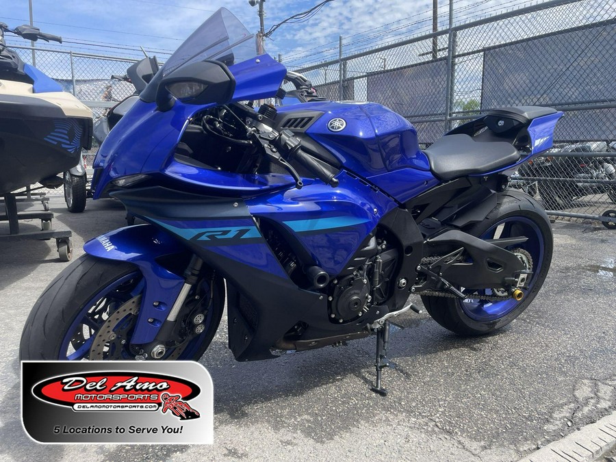 2024 Yamaha YZF-R1