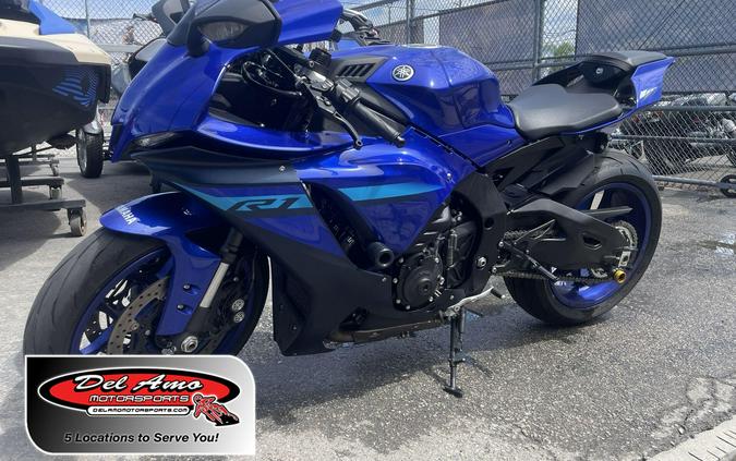 2024 Yamaha YZF-R1