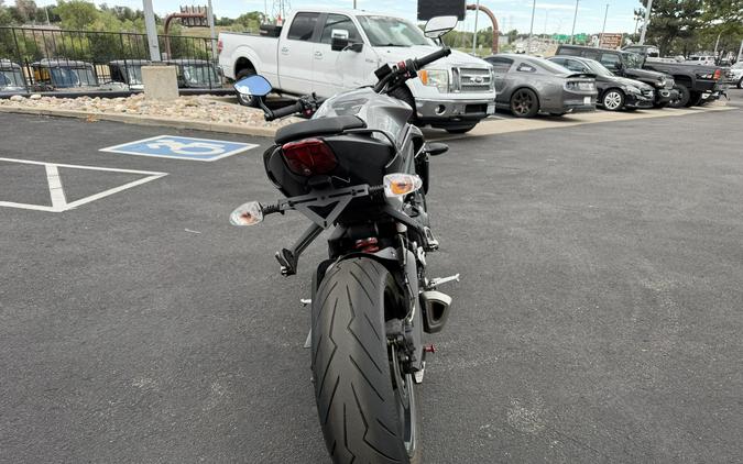2024 Triumph Street Triple 765 R Silver Ice