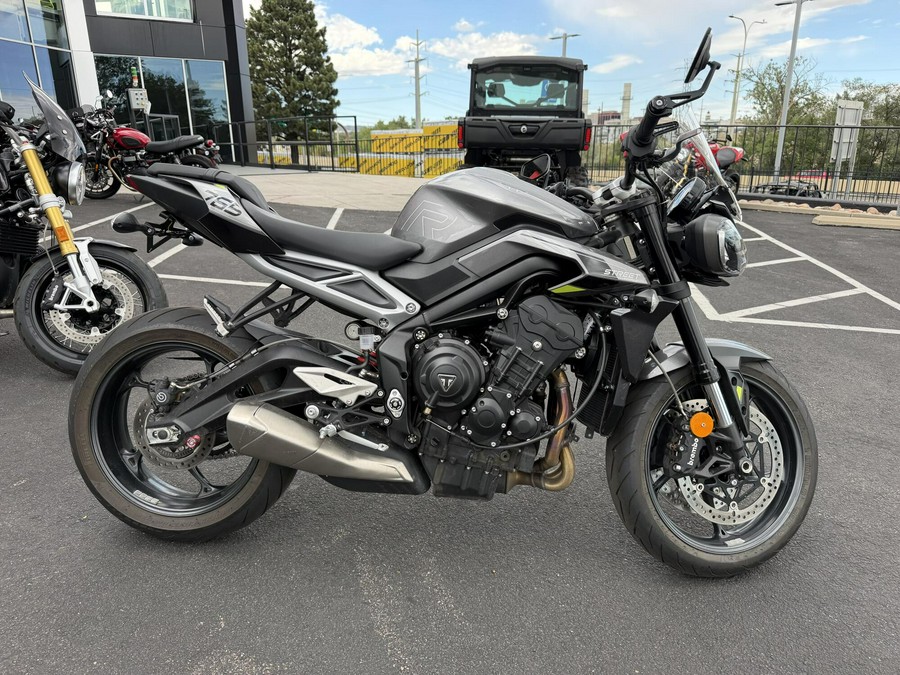 2024 Triumph Street Triple 765 R Silver Ice