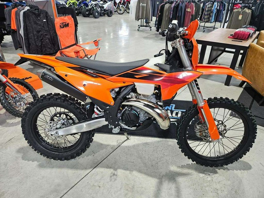 2027 KTM XC 300 W