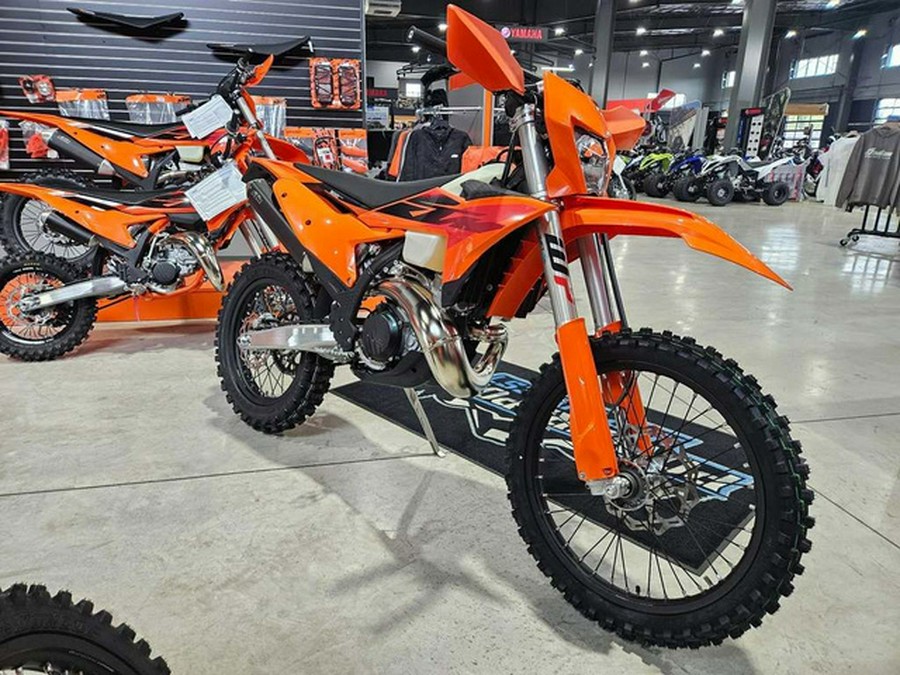 2027 KTM XC 300 W