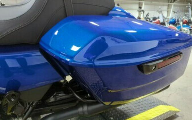 2024 Harley-Davidson® Road Glide® Blue Burst – Black Finish