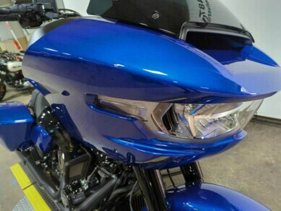 2024 Harley-Davidson® Road Glide® Blue Burst – Black Finish