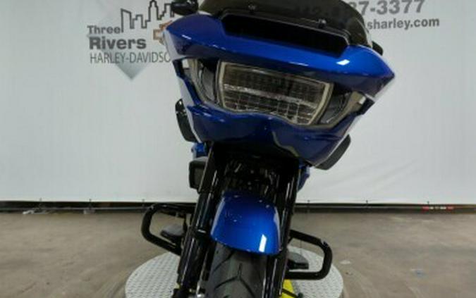 2024 Harley-Davidson® Road Glide® Blue Burst – Black Finish