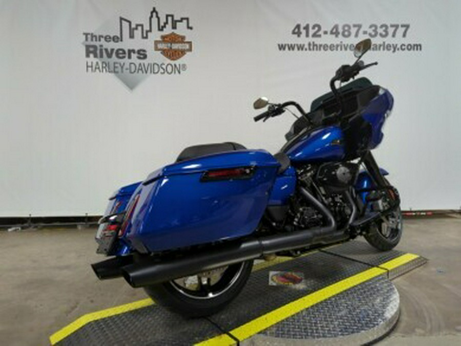 2024 Harley-Davidson® Road Glide® Blue Burst – Black Finish