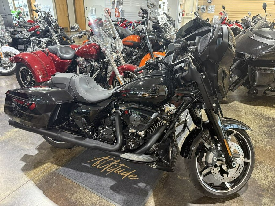 2024 Harley-Davidson® FLHX - Street Glide®