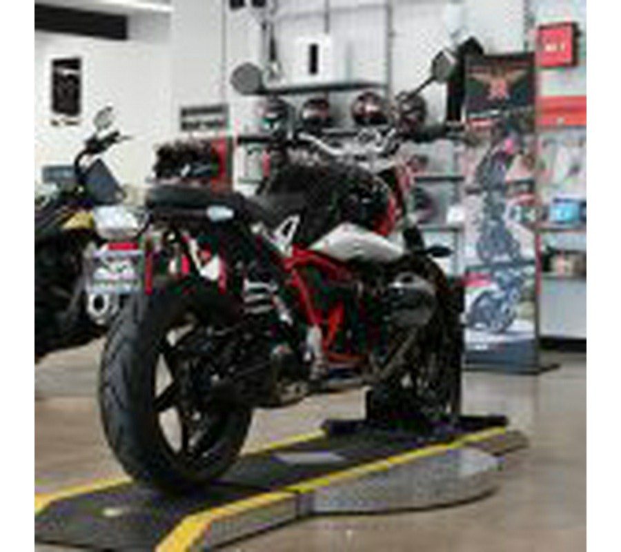 2022 BMW R NineT Scrambler Option 719
