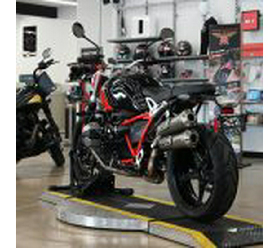 2022 BMW R NineT Scrambler Option 719