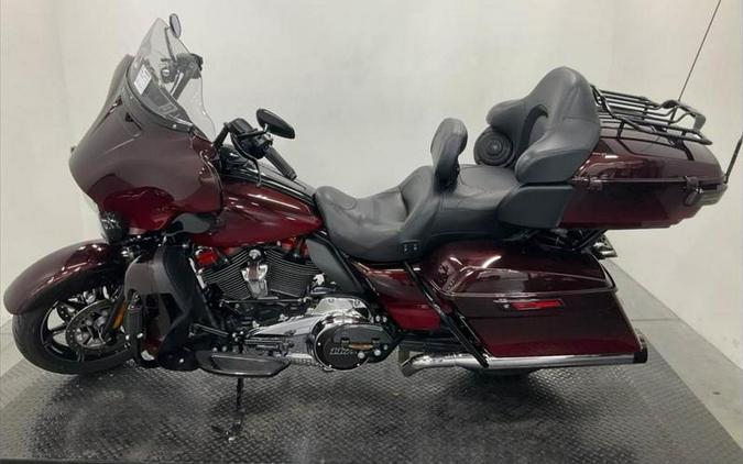 2018 Harley-Davidson® FLHTKSE - CVO™ Limited