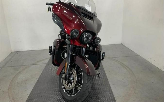2018 Harley-Davidson® FLHTKSE - CVO™ Limited