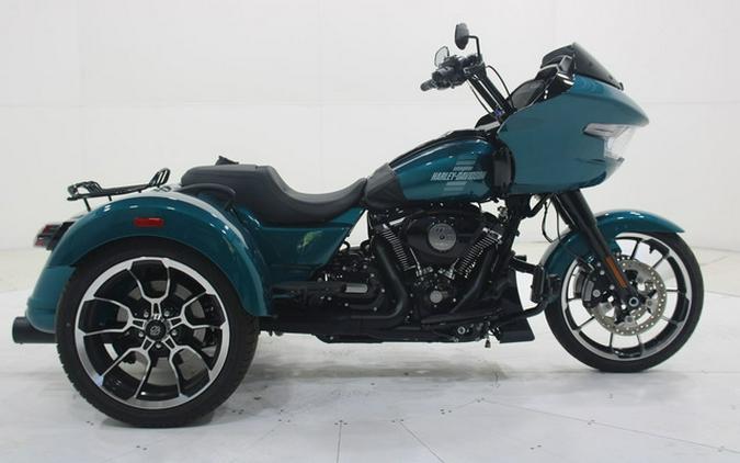 2026 Harley-Davidson Trike FLTRT - Road Glide 3