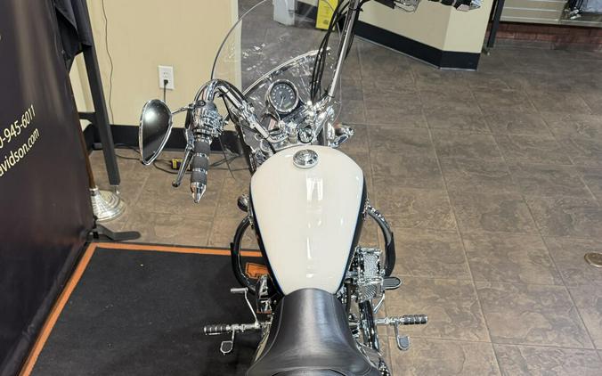 2014 Harley-Davidson® SuperLow® 1200T B WHT/MDNTE PRL W/ PINSTRIP