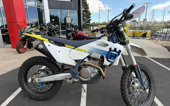 2024 Husqvarna FE 501w White / Blue / Yellow
