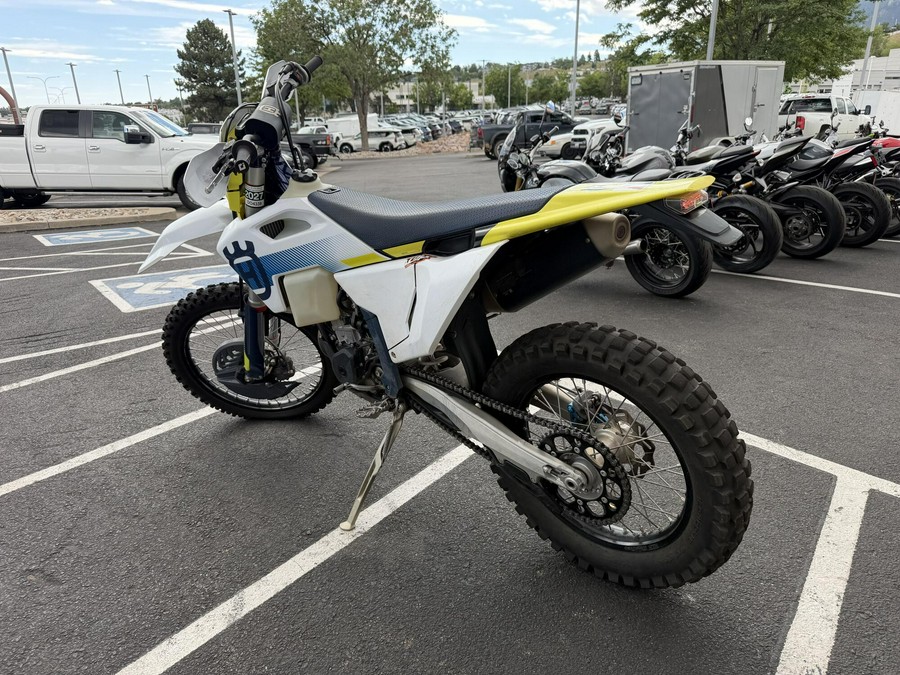 2024 Husqvarna FE 501w White / Blue / Yellow