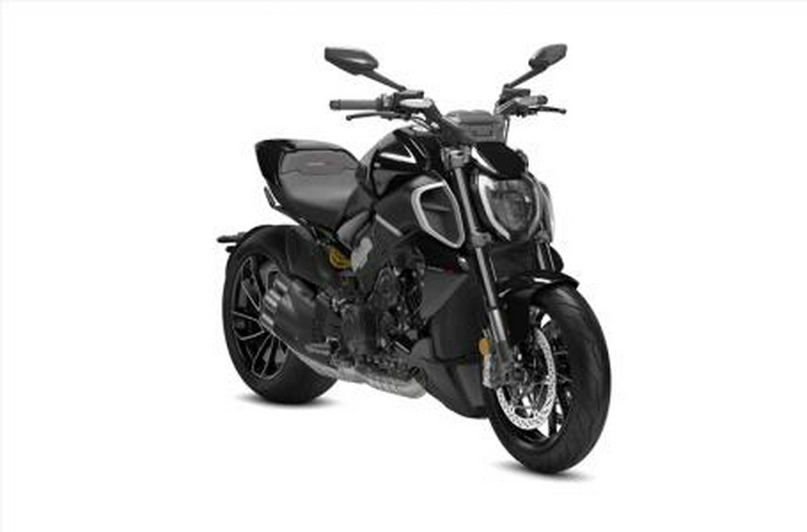 2024 Ducati Diavel V4