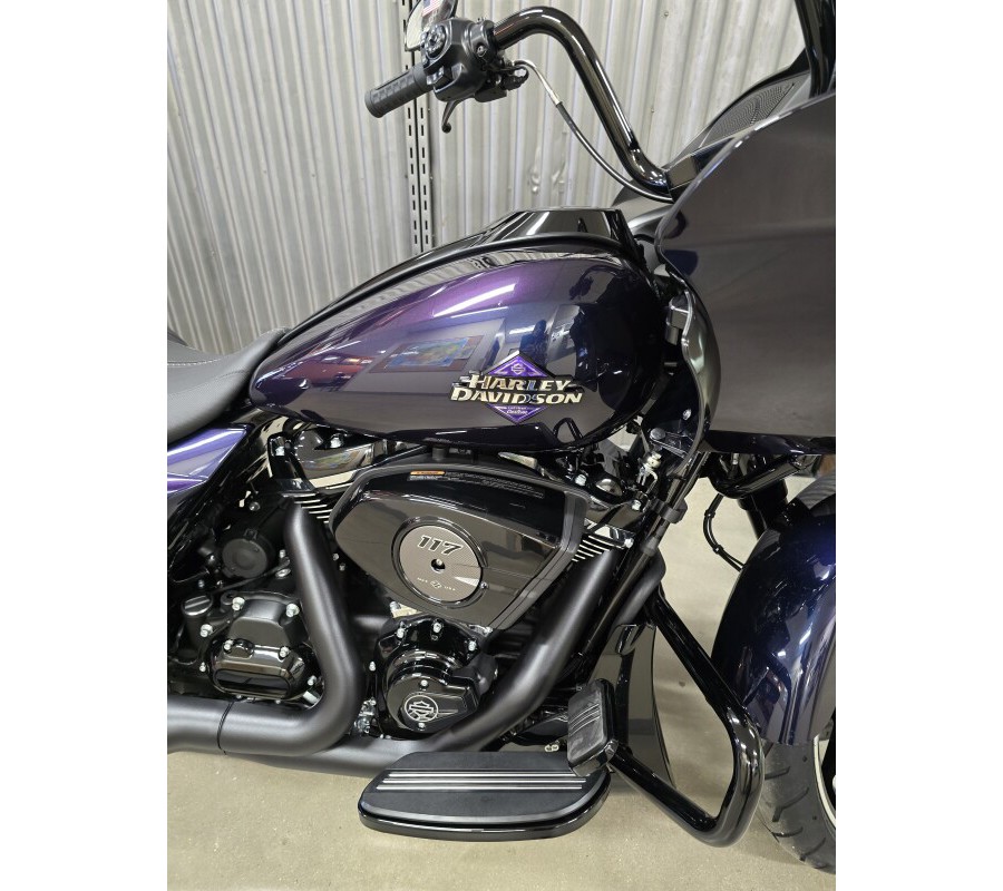 FLTRX 2025 Road Glide™