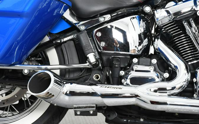 2018 Harley-Davidson® FLDE Deluxe