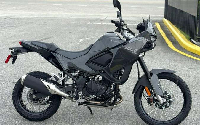2026 Kawasaki KLE 500 ABS