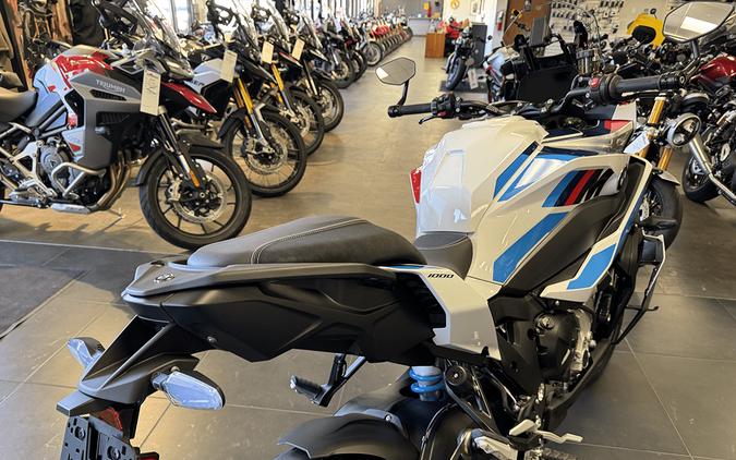 2026 BMW M1000XR