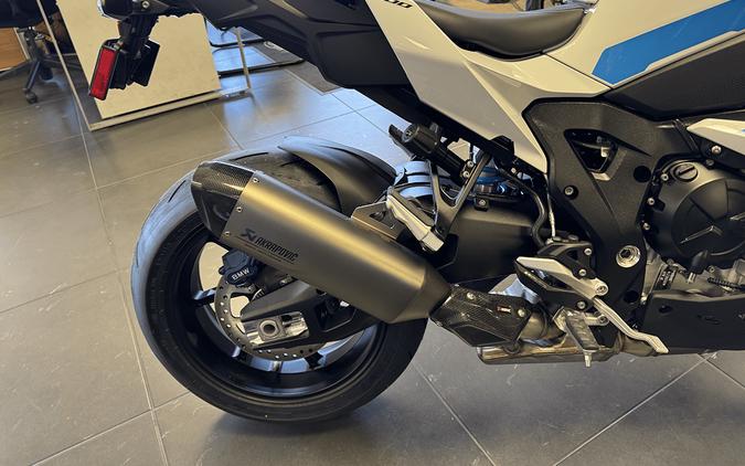 2026 BMW M1000XR
