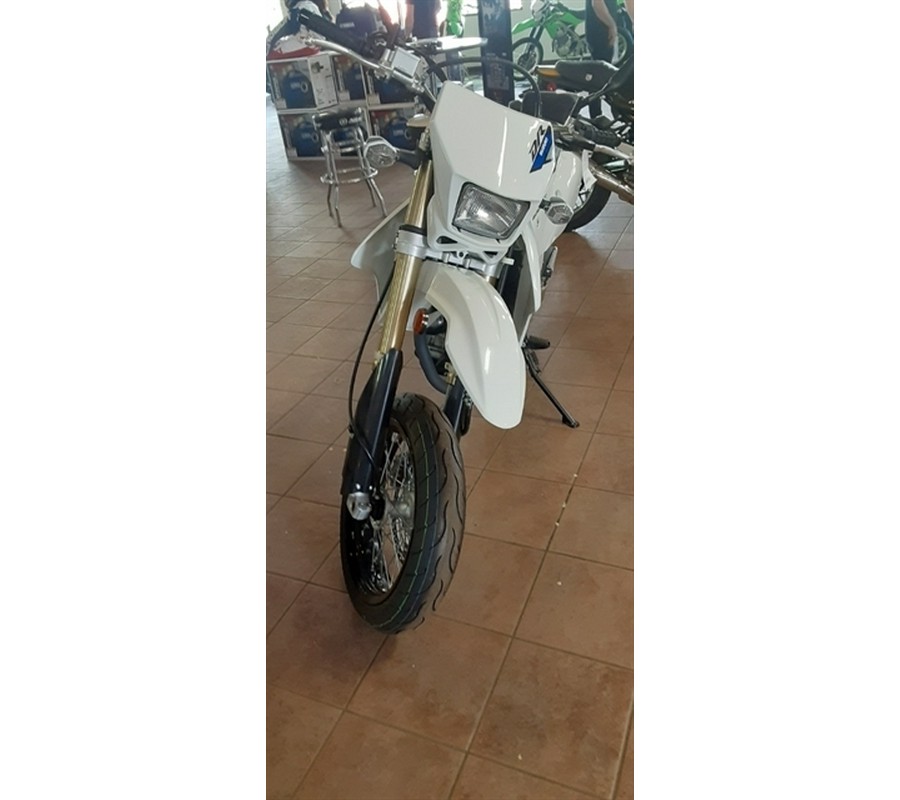 2021 Suzuki DR-Z 400SM Base