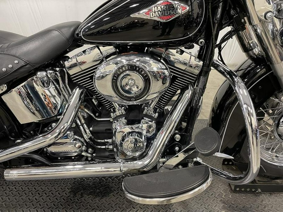 2015 Harley-Davidson® FLSTC - Heritage Softail® Classic