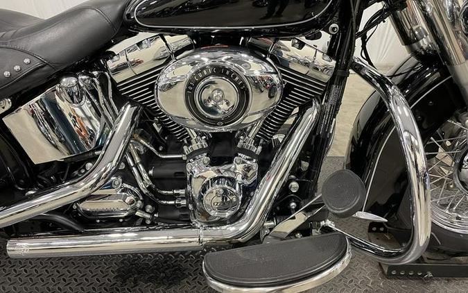 2015 Harley-Davidson® FLSTC - Heritage Softail® Classic