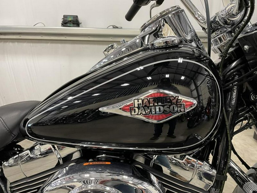 2015 Harley-Davidson® FLSTC - Heritage Softail® Classic