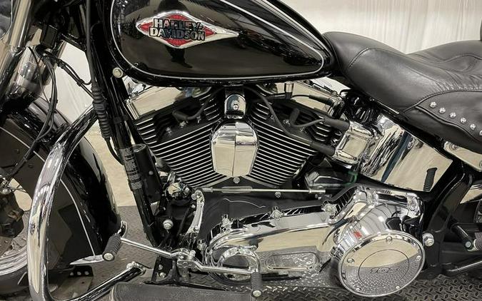 2015 Harley-Davidson® FLSTC - Heritage Softail® Classic