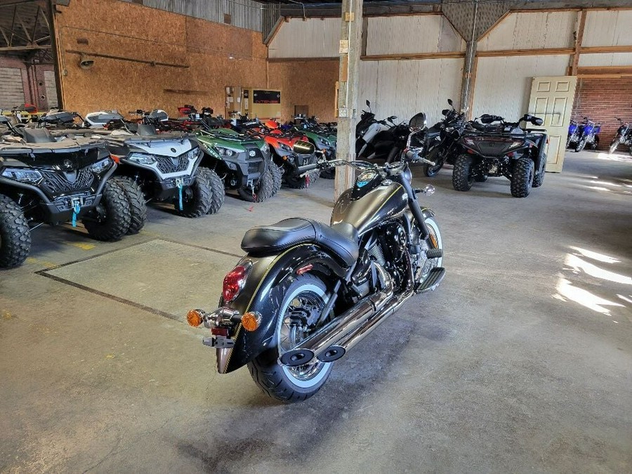 2023 Kawasaki Vulcan® 900 Classic