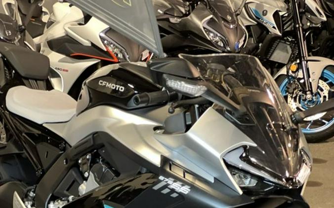 2025 CFMOTO CF650-10US