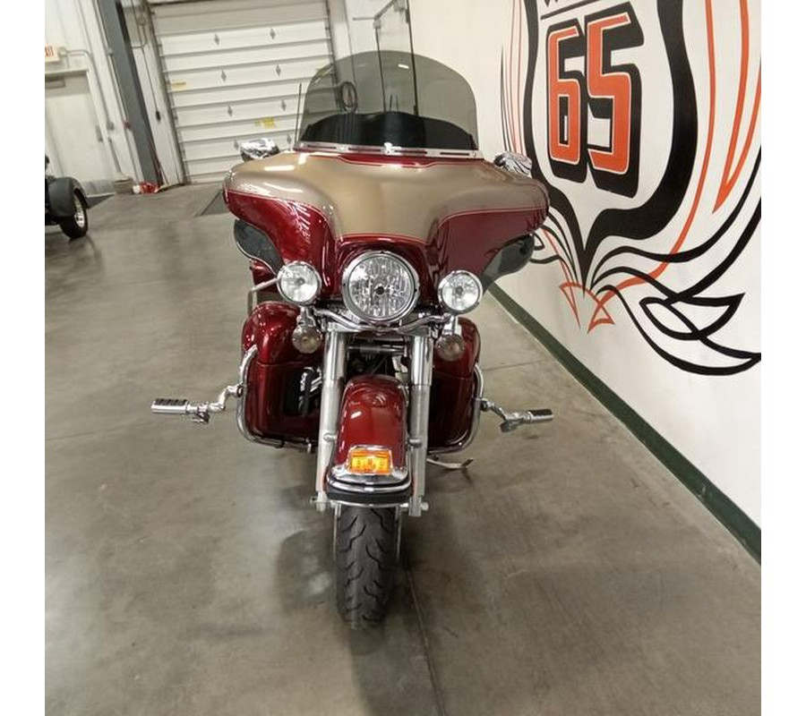 2009 Harley-Davidson® FLHTCU - Ultra Classic® Electra Glide®