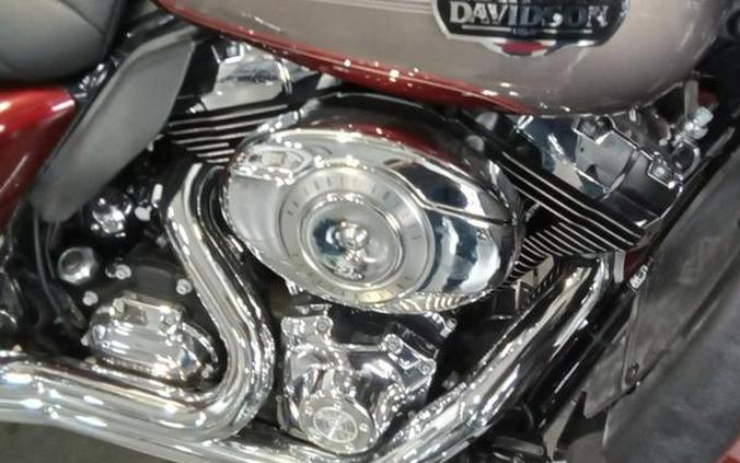 2009 Harley-Davidson® FLHTCU - Ultra Classic® Electra Glide®