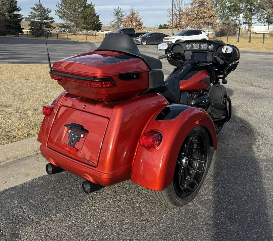 2025 Harley-Davidson® FLHTCUTG - Tri Glide® Ultra