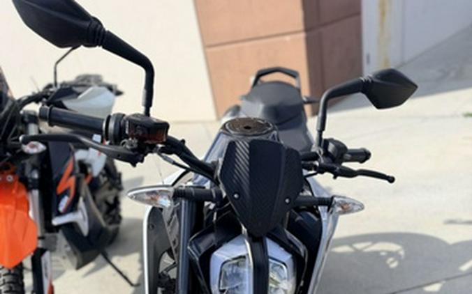 2023 KTM Duke 790