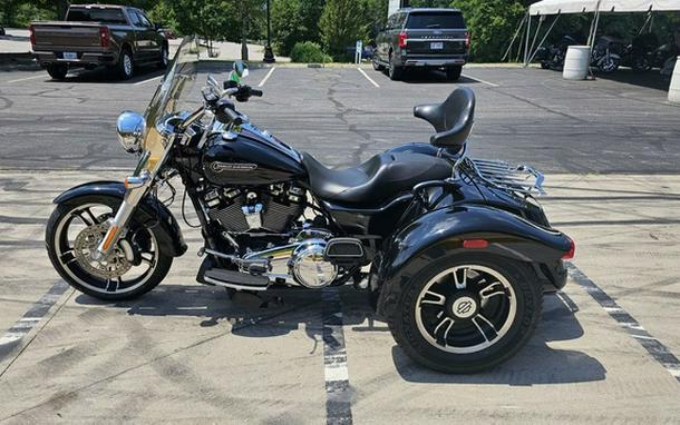 2017 Harley-Davidson Trike FLRT - Freewheeler