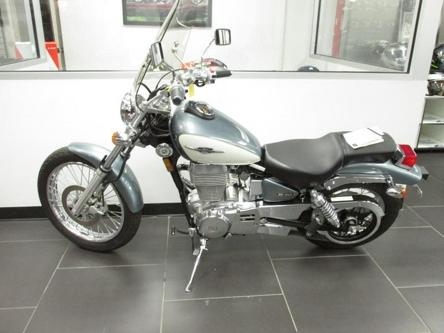 2013 Suzuki Boulevard S40