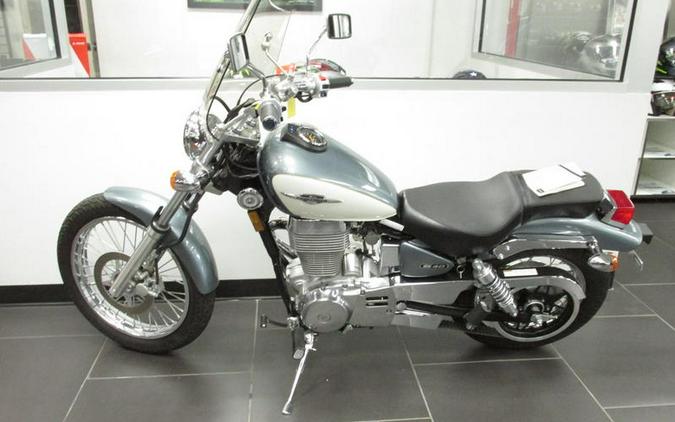 2013 Suzuki Boulevard S40