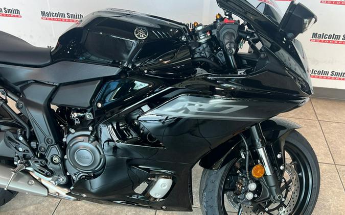 2026 Yamaha YZF R7 CA